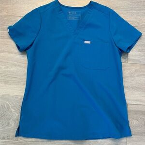 FIGS Catarina one pocket scrub top - Alps Blue - Size Small